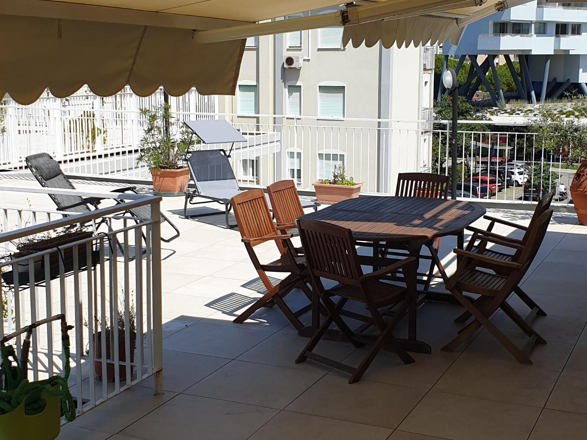 Attico Alghe Rosse Jesolo Lido Apartment Exterior photo